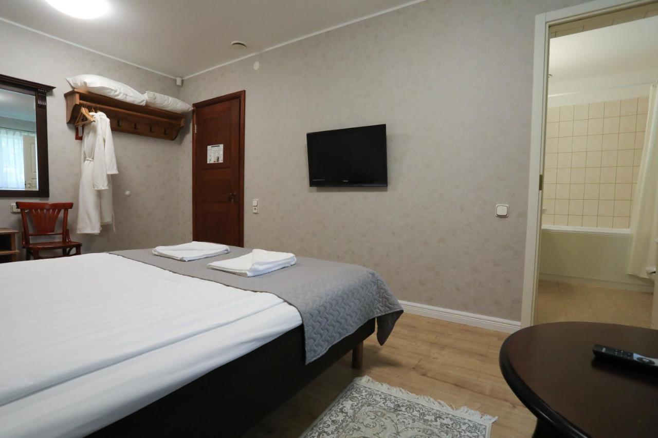 מלון Saka Manor מראה חיצוני תמונה